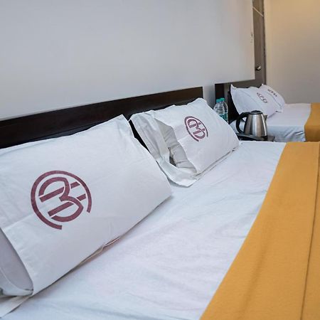 Hotel Mookambika Comforts Tirupati Zewnętrze zdjęcie